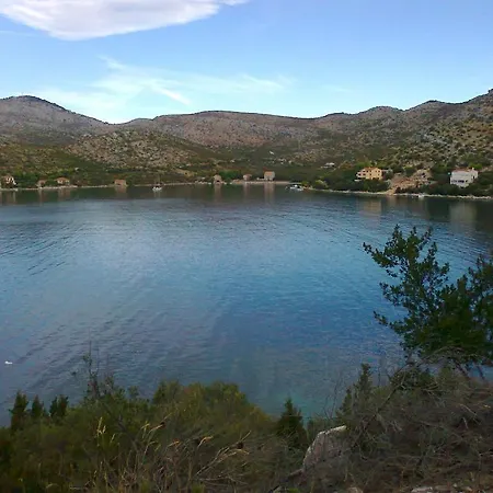 Silvana アパート